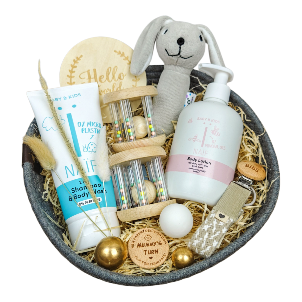 Geschenkkorb Leyla mit Bio Babyrassel Hase, Greifspielzeug Tiere Pastell, BIBS Schnullerkette und NAÏF Pflegeprodukten