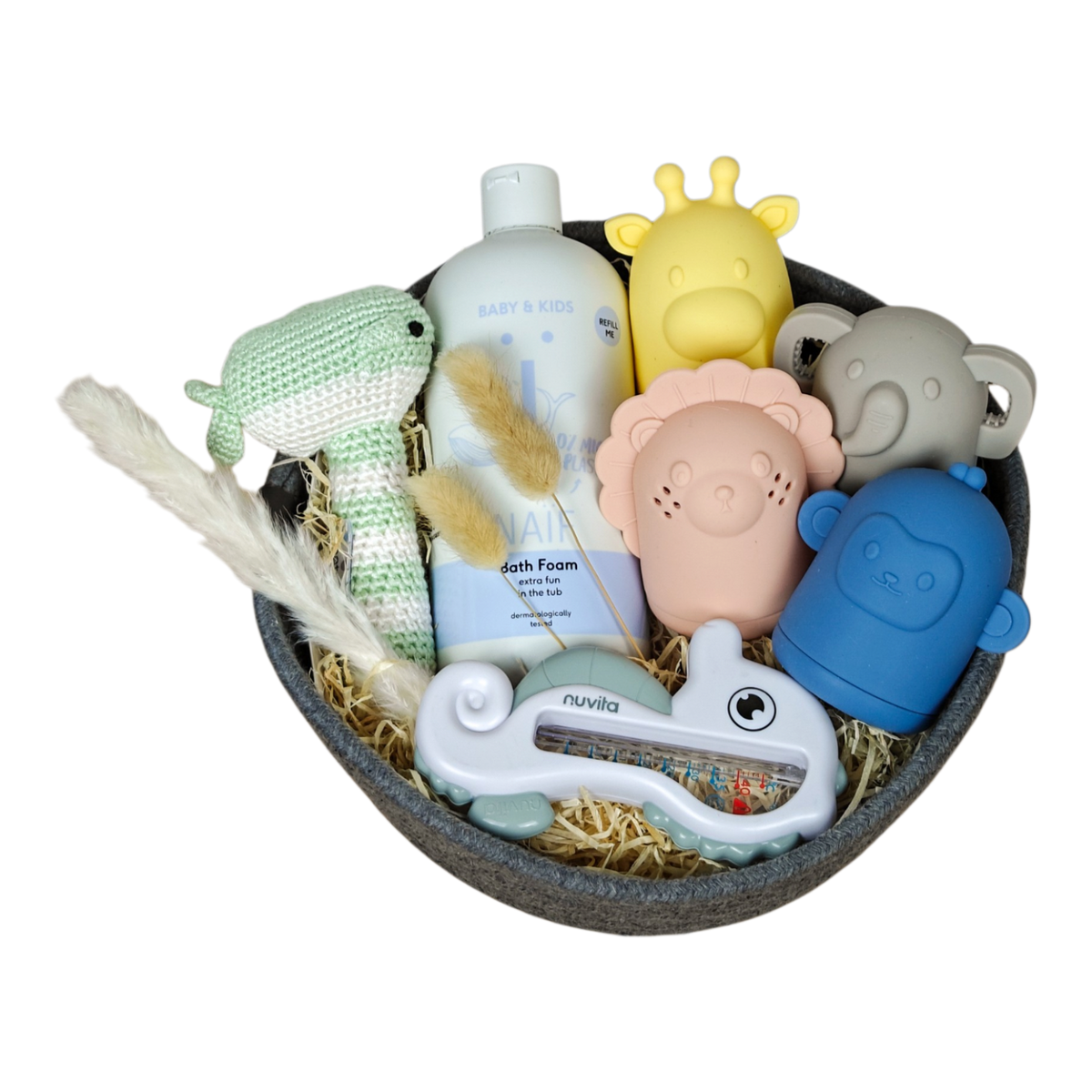 Geschenkkorb Splashi mit Babyrassel Walfisch, Silikon Badespielzeug, Nuvita Badthermometer und NAÏF Badeschaum