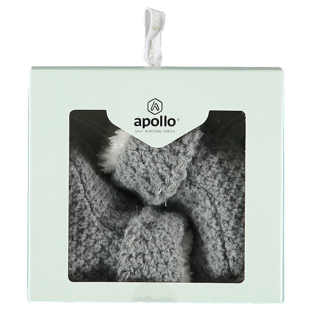 Chaussures bébé tricotées gris clair pour nouveau-nés dans un coffret cadeau Apollo avec fenêtre