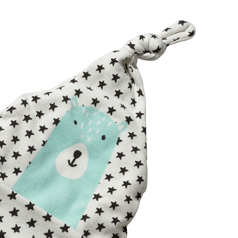 Bonnet bébé à motif ours et étoiles du coffret cadeau bébé Forest