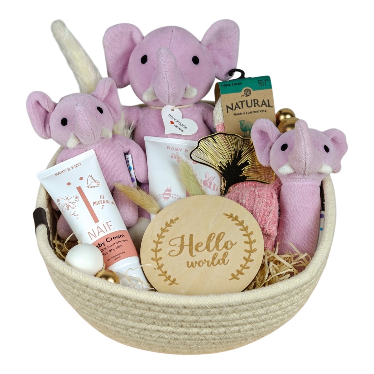 Panier cadeau bébé Lili pour fille avec trois éléphants roses natureZOO, lait corporel NAÏF, crème pour change et chaussettes en laine
