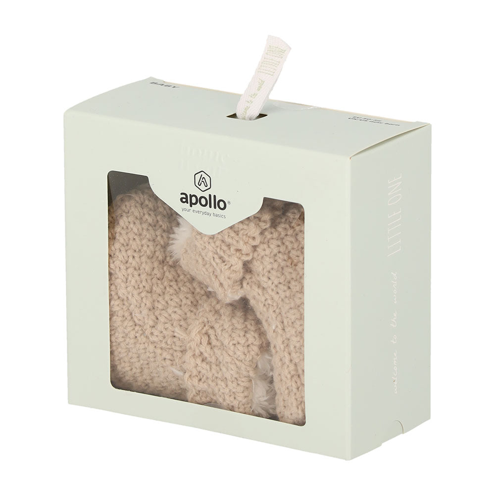 Apollo Geschenkbox mit gestrickten Babyschuhen in Beige für Neugeborene
