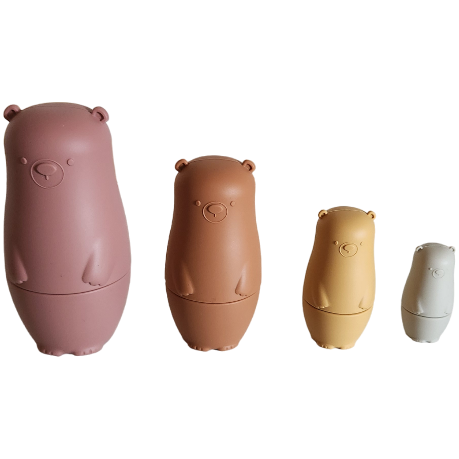 Der Hello World Bär Rot aus Silikon [6x13cm] ist ein bezauberndes Spielzeug in Form eines roten Bären, perfekt für spielerisches Lernen und Stapelspaß auf jedem weißen Hintergrund.