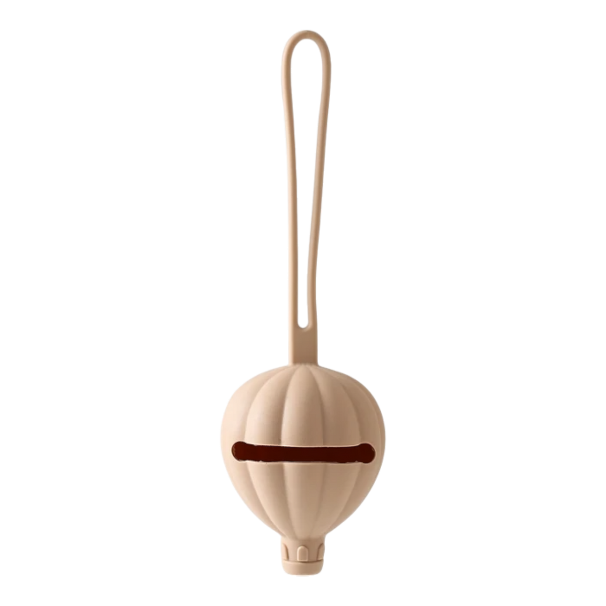 Die Hello World Schnullertasche Heissluftballon Beige (7x22,5cm) ist eine stilvolle, an einen Ballon erinnernde Schnullertasche aus Silikon mit einem Schlaufengriff und einer geschlitzten Öffnung - perfekt, um den Schnuller Ihres Babys sauber und leicht zugänglich zu halten.
