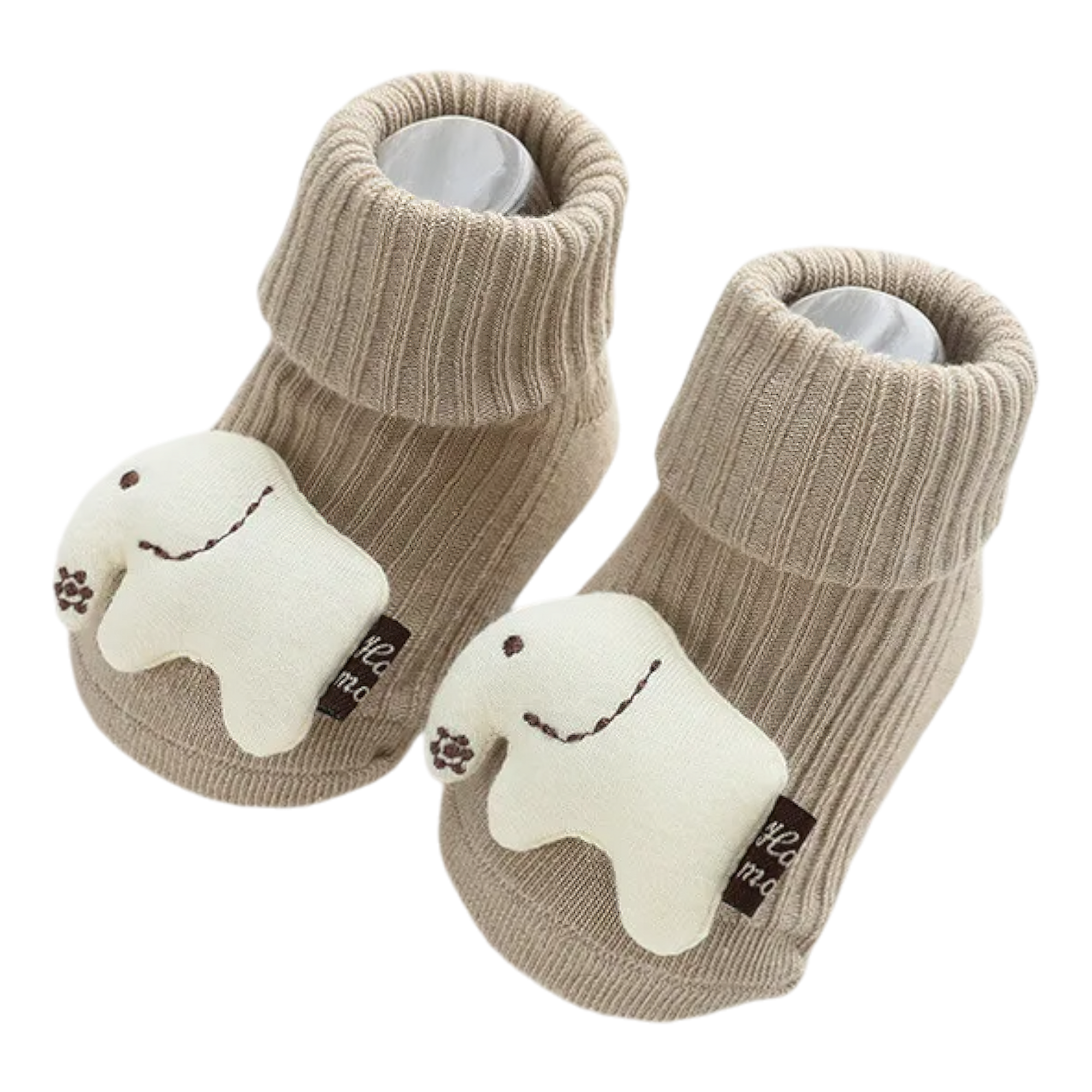 Ein Paar beigefarbene, gerippte "Hello World" Socken Elefant (6x11cm, 6-12 Monate) mit umgeschlagenen Bündchen, jeweils mit einem weißen Plüschelefanten an der Fußspitze.