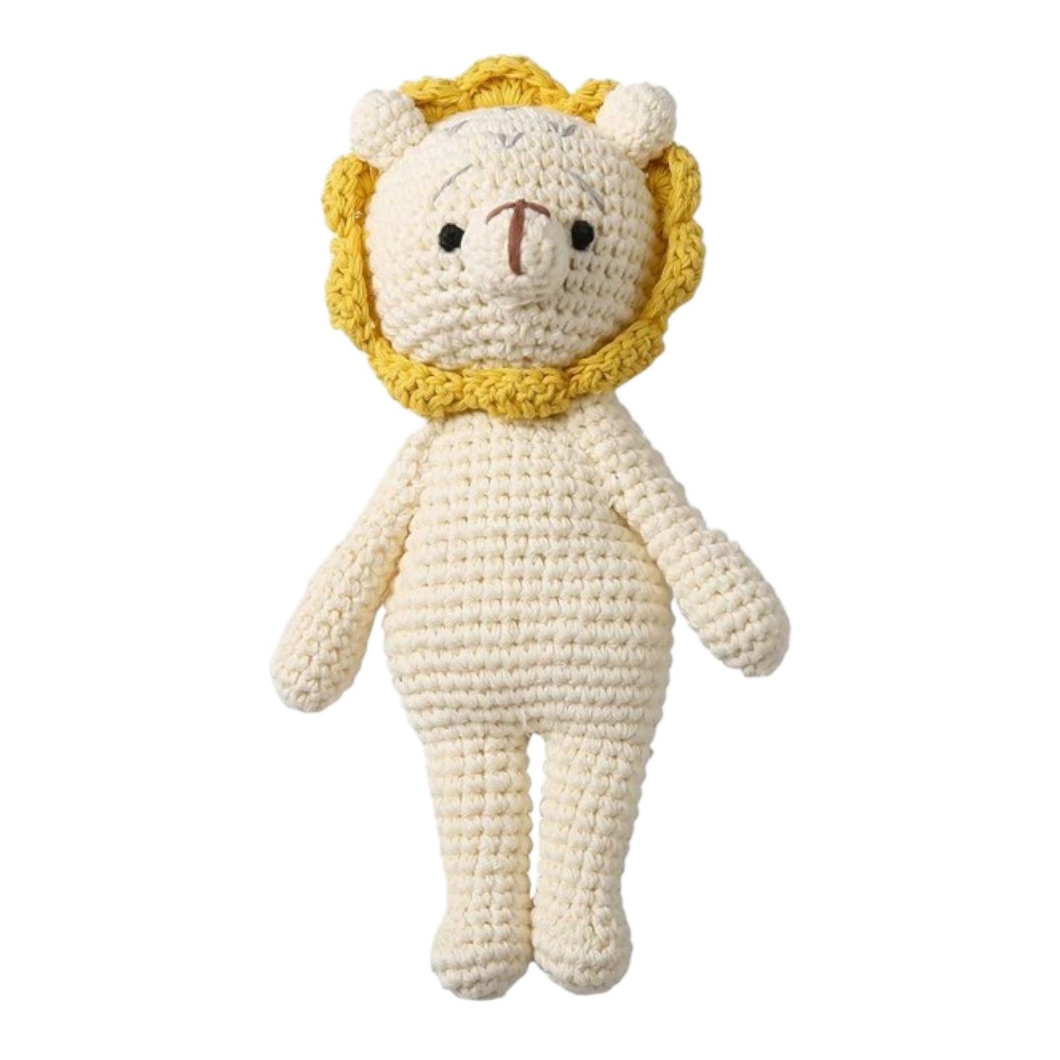 Das Stricktier Löwe (18,5x10cm) von Hello World ist ein handgefertigtes Kuscheltier im Löwen-Design mit cremefarbenem Körper, gelber Mähne, gesticktem Gesicht, geschlossenen Augen und braunem Näschen.