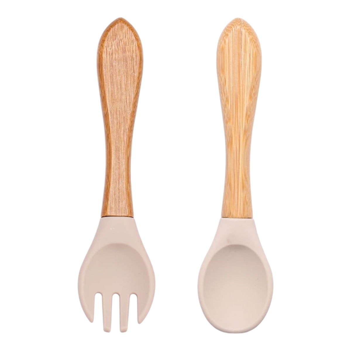 Zwei Utensilien mit hellen Holzgriffen - ein Löffel und eine Gabel mit weißen Silikonspitzen - werden nebeneinander ausgestellt. Ideal als Geschenk zur Geburt oder als Teil des Hello World Windeltorte Löwenzaubers [26x43cm].