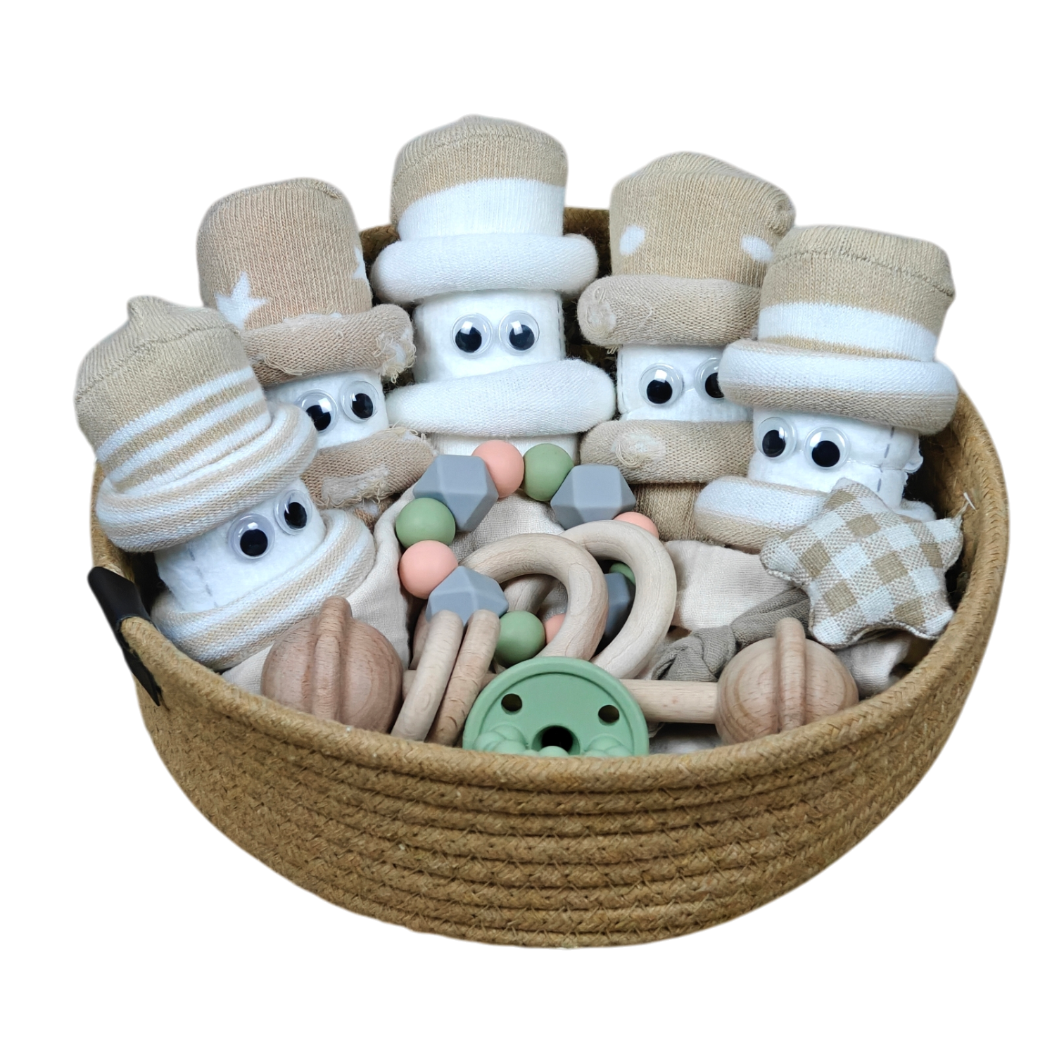 Das Hello World Kuschelkörbchen Sternenfünflinge enthält Babysocken, die zu Gesichtern mit Glupschaugen gerollt sind, sowie Holzspielzeug und pastellfarbene Beißperlen - ein entzückendes Geschenkset für Babys.