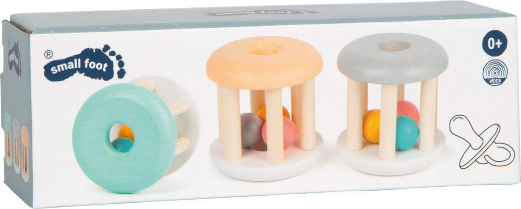 Originalverpackung des Small Foot Greifspielzeug Pastell 3er Sets aus Holz für Babys.