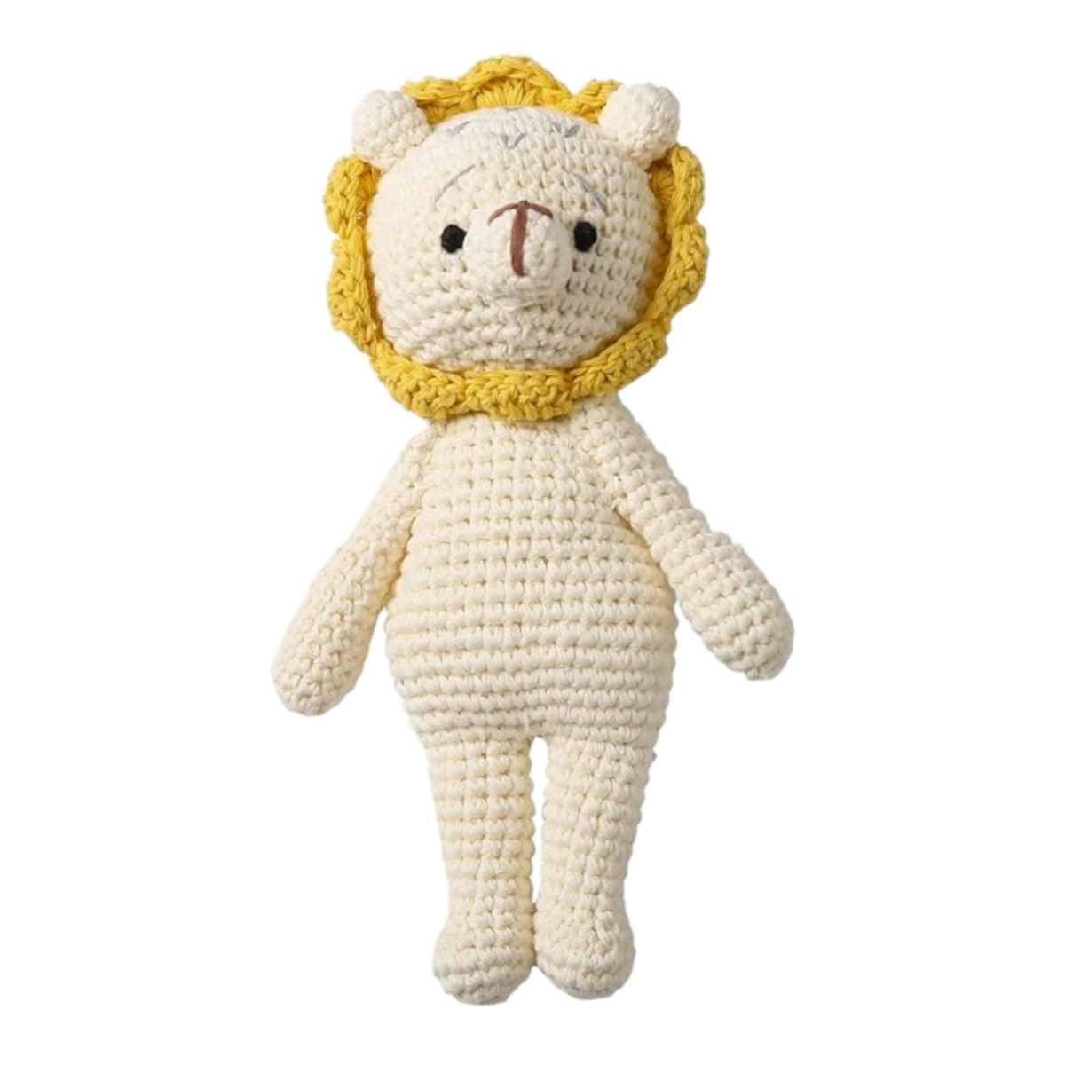 Il leone lavorato a maglia (18,5x10 cm) di Hello World è un peluche fatto a mano con corpo e testa color crema, criniera gialla, orecchie piccole e una faccia semplicemente ricamata.