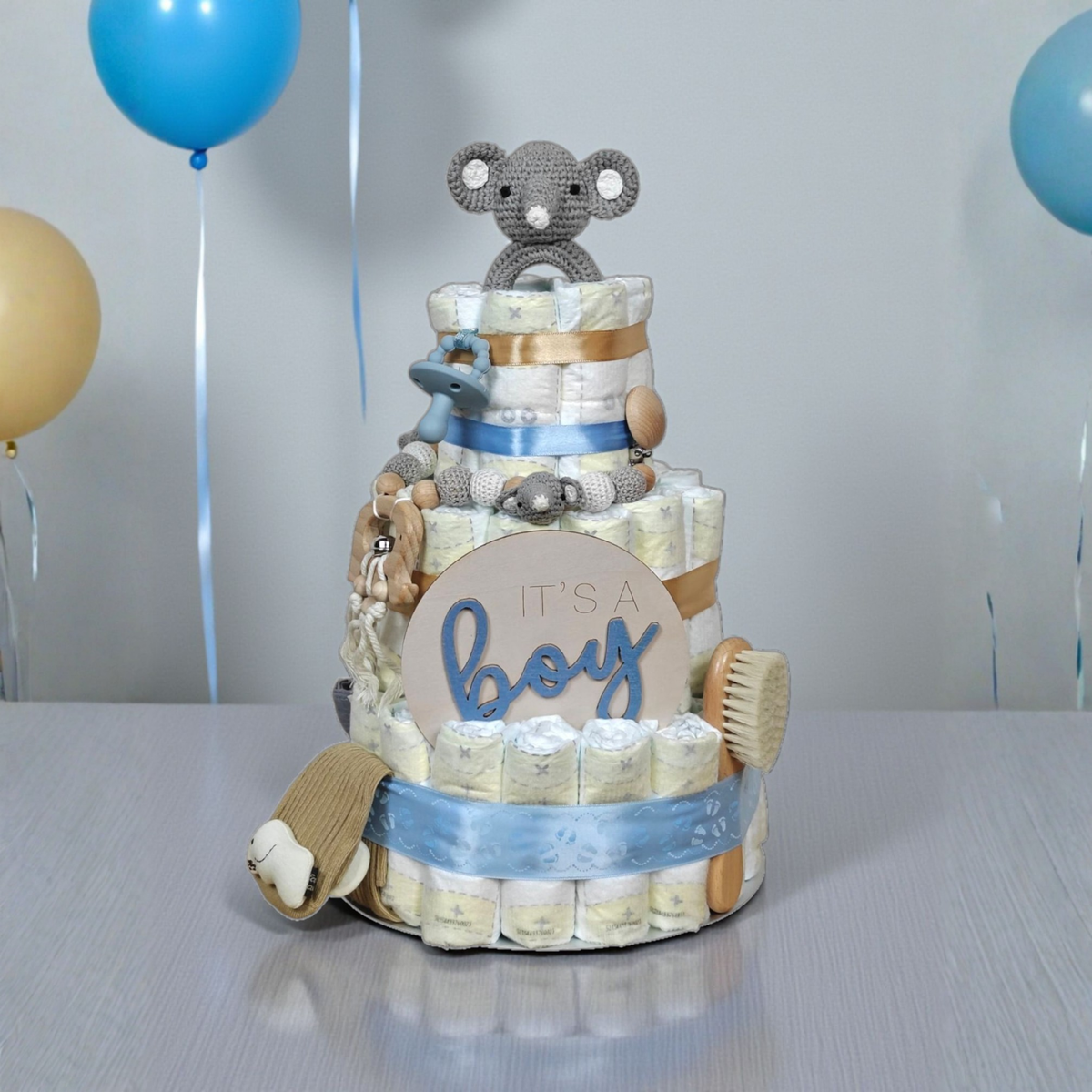 Windeltorte für Jungs mit Elefanten Motiv und IT`S A boy Aufschrift. Perfekt als Geschenk zur Geburt