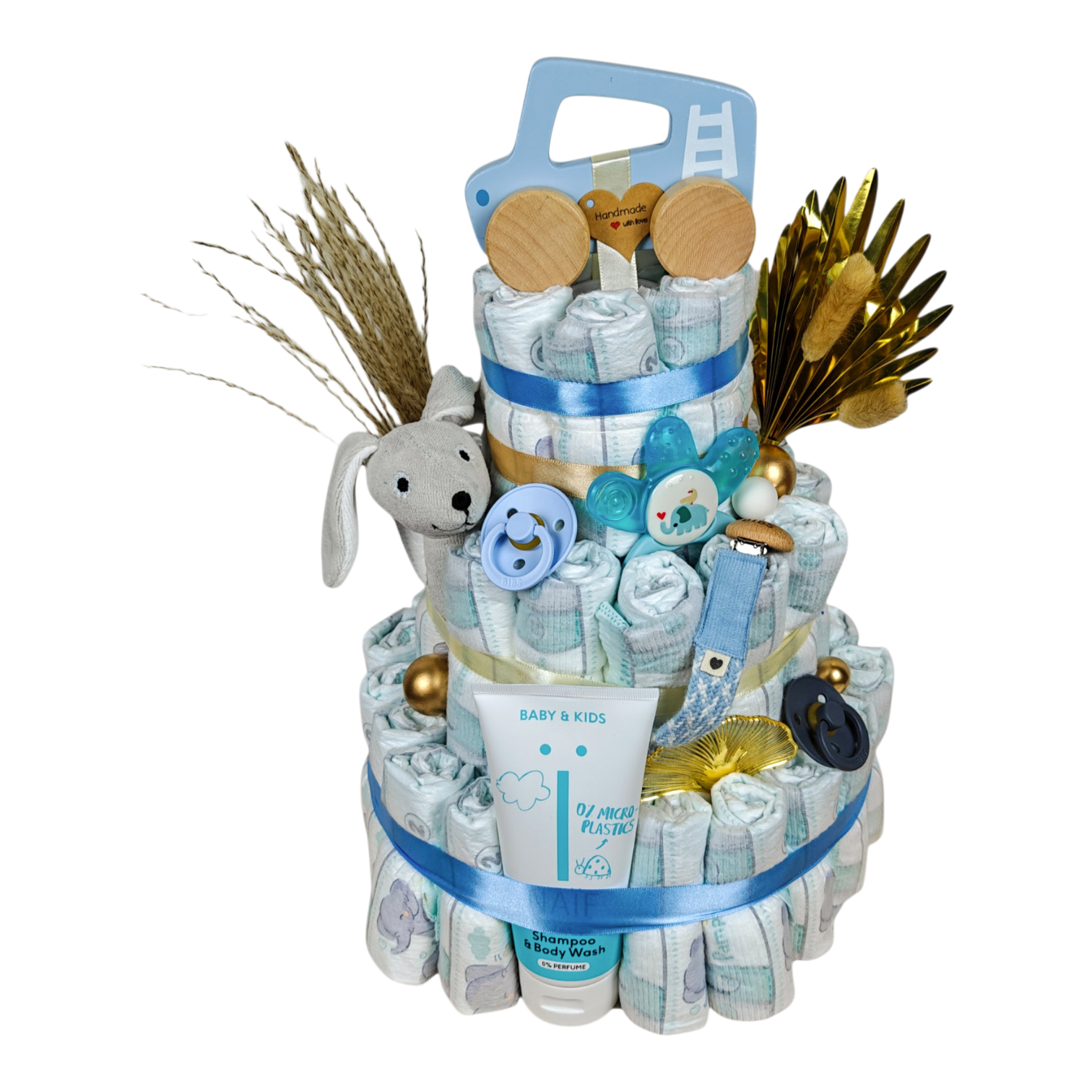 Gâteau de couches Luca avec 60 Pampers, voiture en bois bleue, hochet bébé lapin bio, tétines BIBS, anneau de dentition rafraîchissant MAM et soin NAÏF