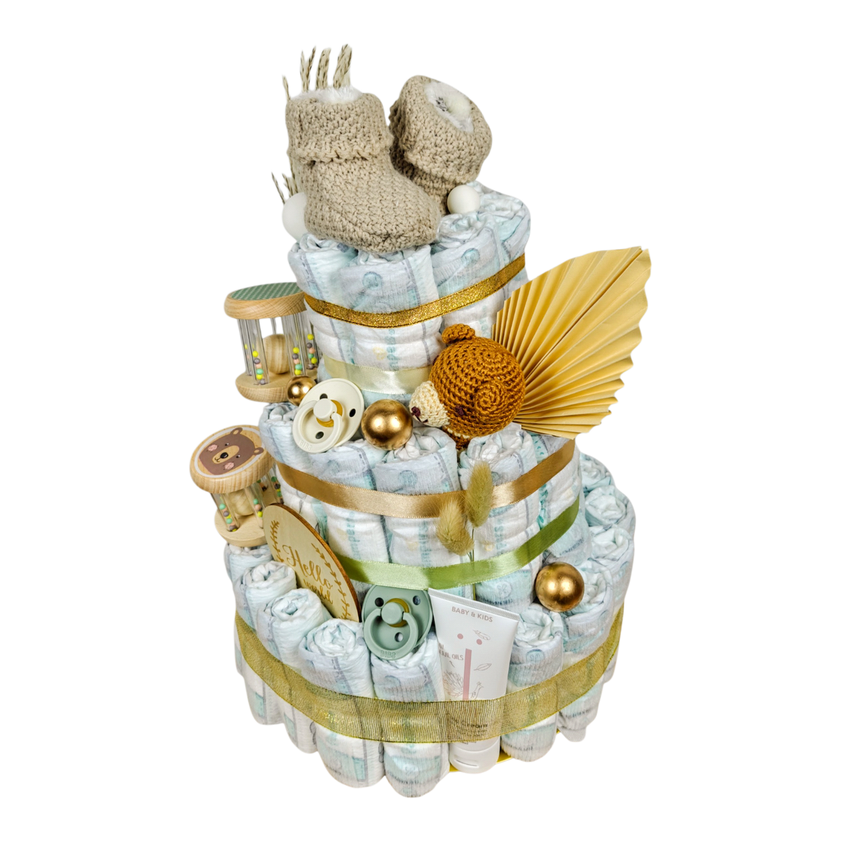 Gâteau de couches Vincie en beige, vert et doré avec couches Pampers, hochet ours au crochet, tétines BIBS et crème pour couches NAÏF